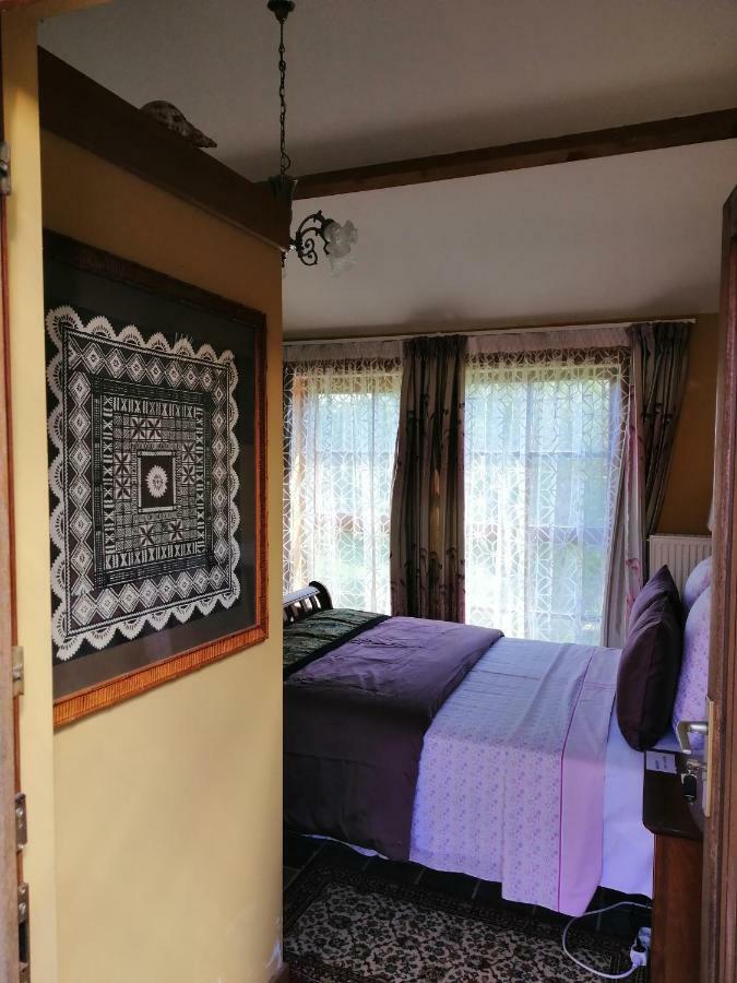 Johan'S Lodge Zwalm ภายนอก รูปภาพ